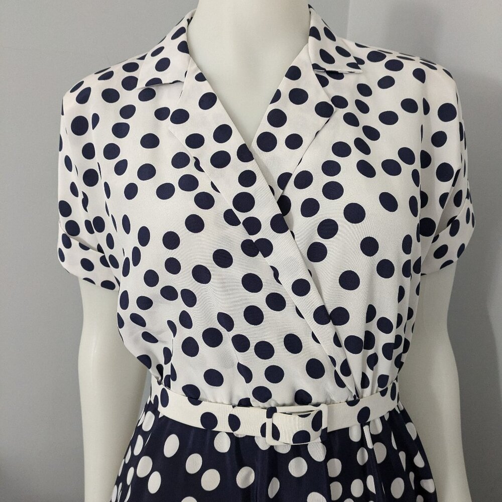 Dress Polka Dot. black and white, belted, Raoul Petite - Picture 4 of 9